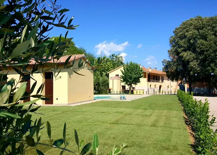 Punta Dei Lecci Farma Riparbella